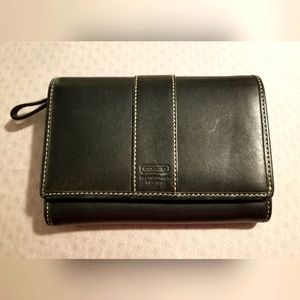 Vintage Authentic Coach Leather Wallet